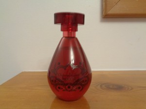 avon rouge perfume