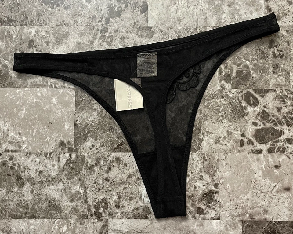 NUEVO CON ETIQUETAS EXPRESS PEQUEÑAS BRAGAS TANGA NEGRAS DE MALLA TRANSPARENTE BORDADAS FLORES RARAS VINTAGE Foto 3 de 3