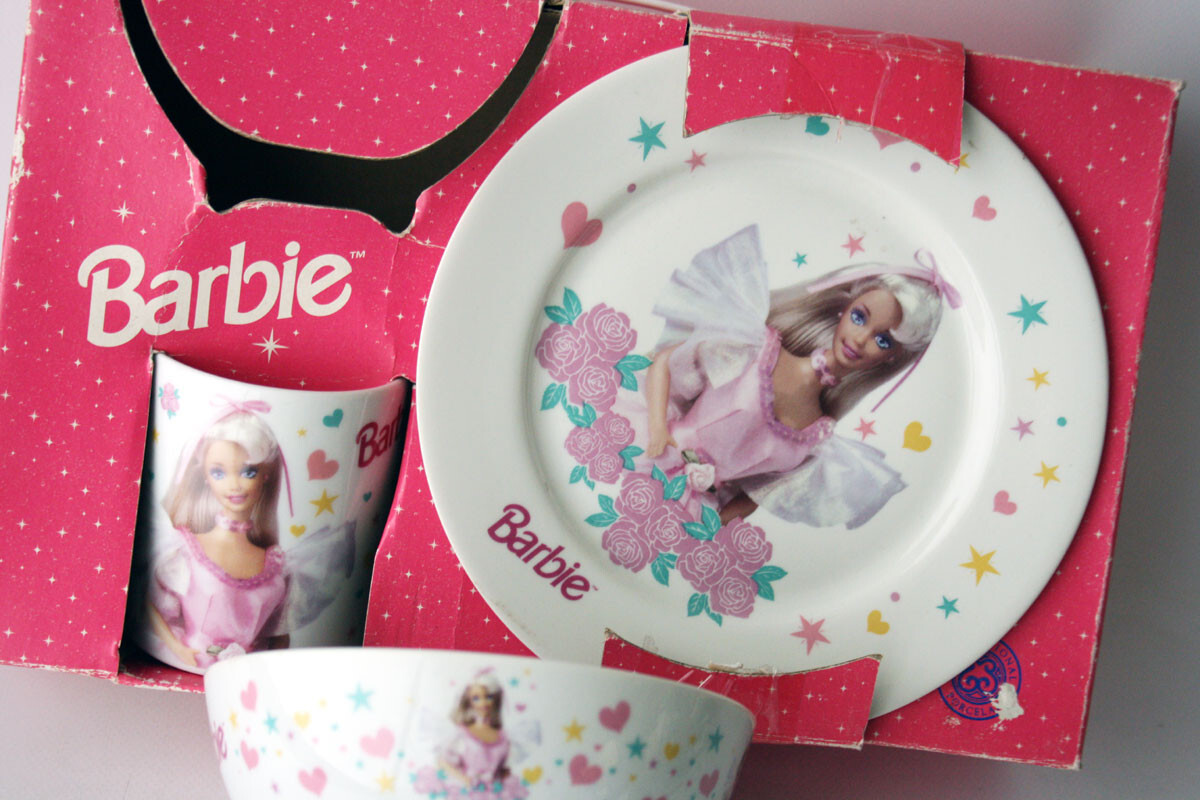 RARE VINTAGE 1998 BARBIE 3 PCS BREAKFAST PORCELAIN SET PLATE MUG