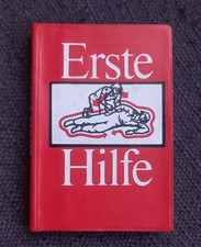 NVA HANDBUCH ERSTE HILFE FÜR SOLDATEN .