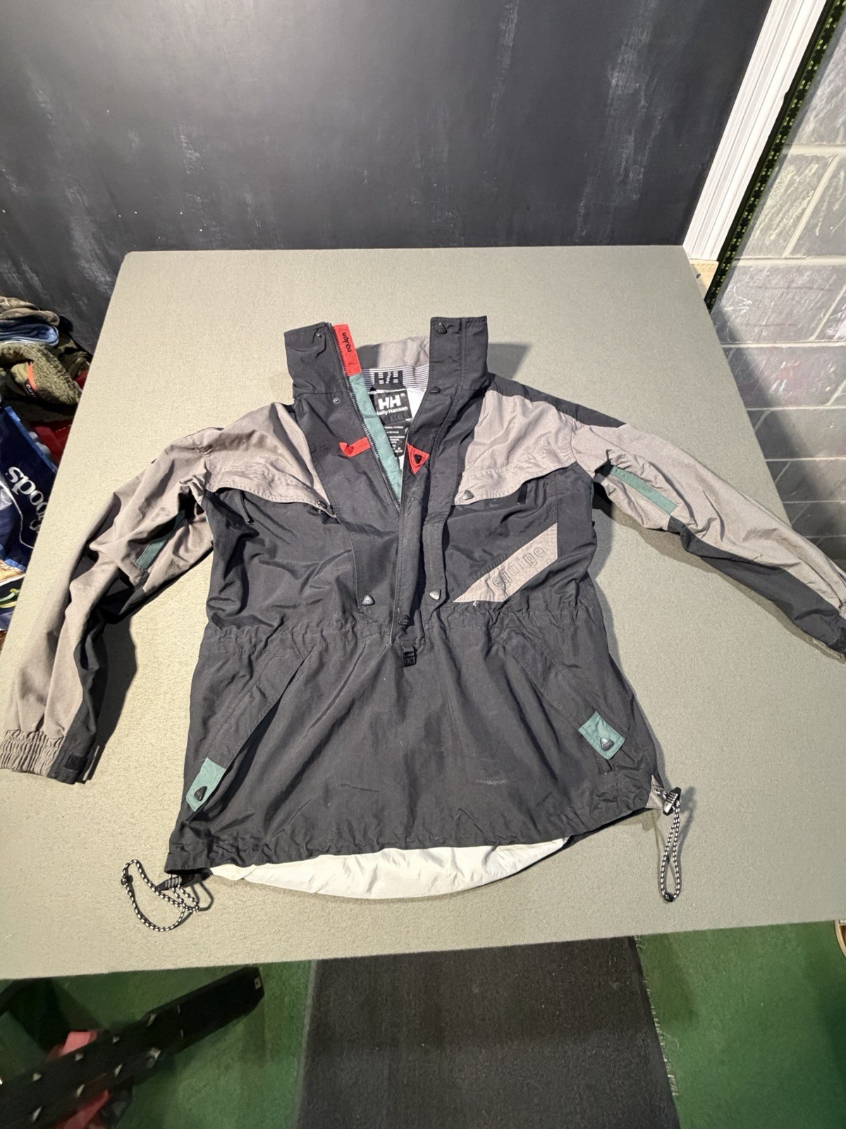 Helly Hansen Equipe Helly-Tech Jacket Medium , Ny… - image 1