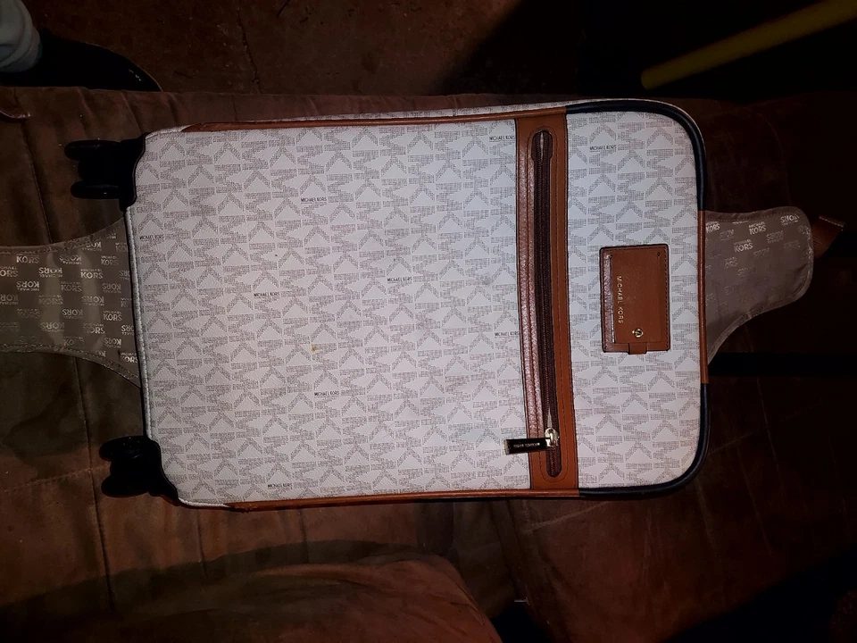 Maleta trolley de viaje Michael Kors bolsa de transporte viaje de vacaciones MK crema clara Foto 4 de 4