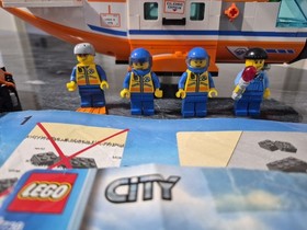 Lego City 7738 Coast Guard Helicopter & Life Raft W/instructions 