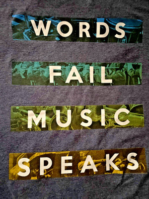 Gildan - Words Fail Music Speaks Graphic T-shirt Unisex Size Large Collectible