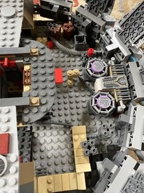 LEGO Star Wars: Millennium Falcon (75105)