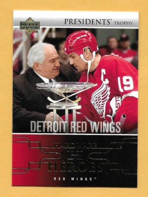 03-04 Upper Deck HARDWARE HEROES Card # AW13 STEVE YZERMAN DETROIT
