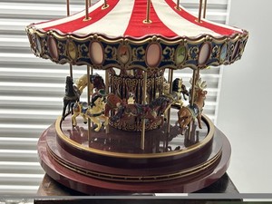 Mr Christmas Marquee Grand Carousel | eBay