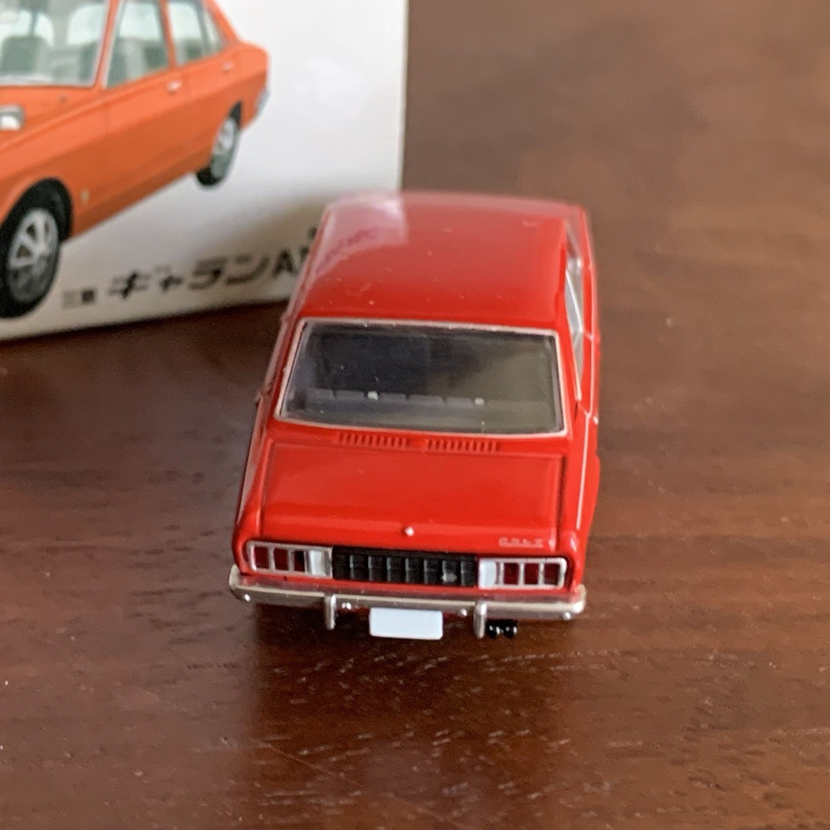 Tomy Tomytec Limited Vintage Tomica 1:64 Scale Red Mitsubishi