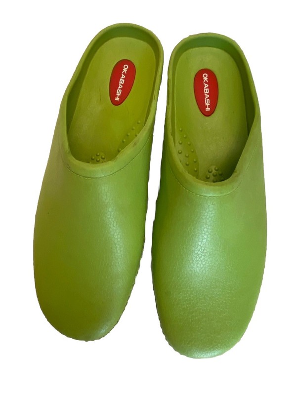 Okabashi Women’s Bright Green Garden Clogs Size Large Excellent Pre-Owned 