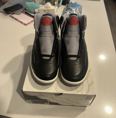 Jordan Air Jordan 2 Retro Mid Top Leather Black/Gray/Red DR8884-001 NIB