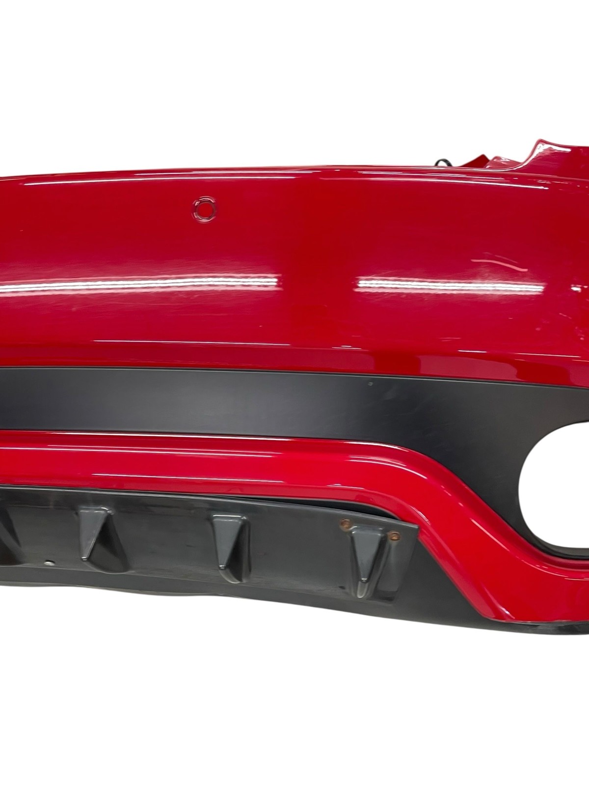 2008-2016 MASERATI GRANTURISMO 4.7L RWD REAR BUMPER COVER ROSSO TRIONFALE (RTR)