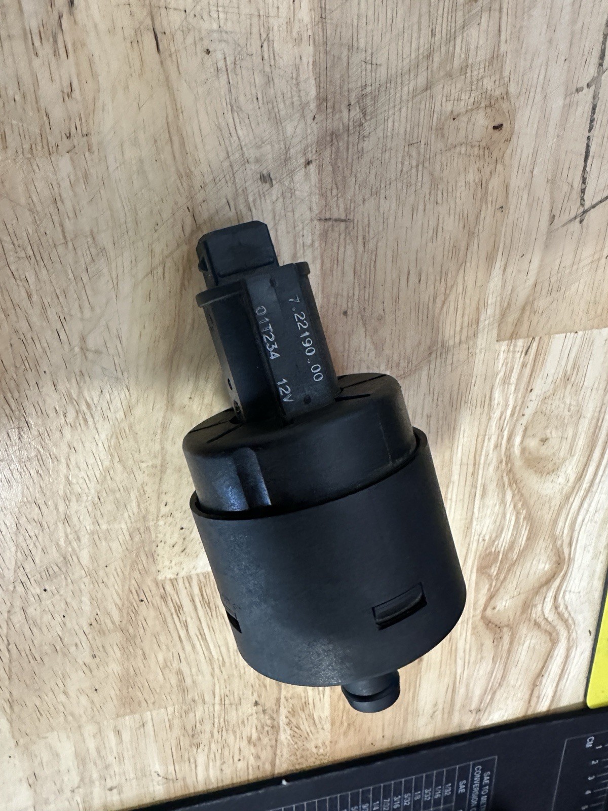 Ferrari F430 Evap Canister Shut Off Valve, 7.22.190 01t234