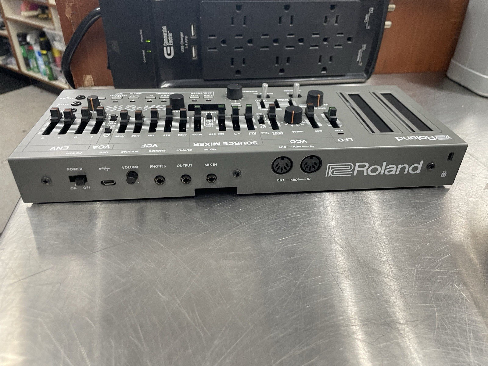 roland sh-01a
