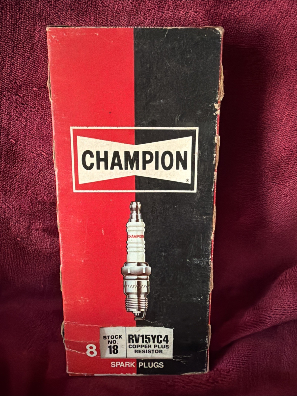 Champion Spark Plugs - RV15YC4 - Pack of 8 - New from Old Stock - Sealed