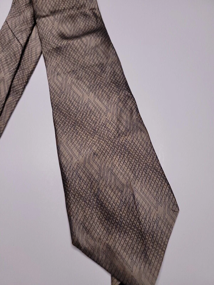 Corbata formal Cambridge Classics para hombre 58"Lx3,75"W corbata de cuello marrón Foto 2 de 4