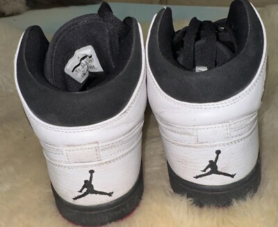 Nike Air Jordan 1 Retro  display picture 1