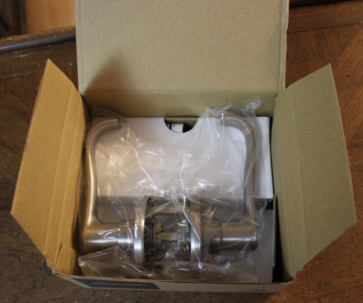 Schlage J10TOR619 Torino Passage Door Knob Handel Lever Righ, Left Satin Nickel