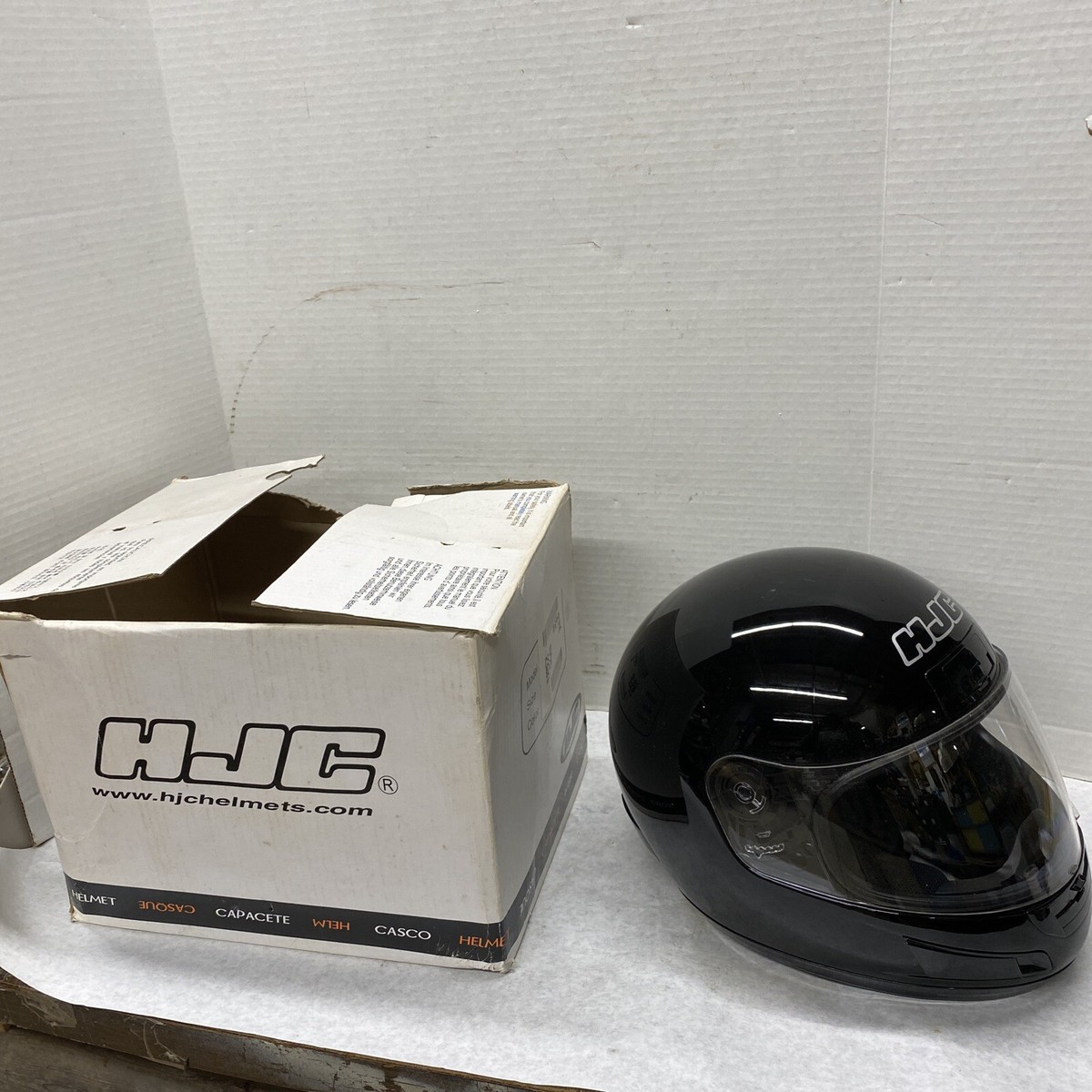 cs-12 helmet hjc HJC Motorcycle Helmet CS 12 XL With Shield & Original Box MC-03