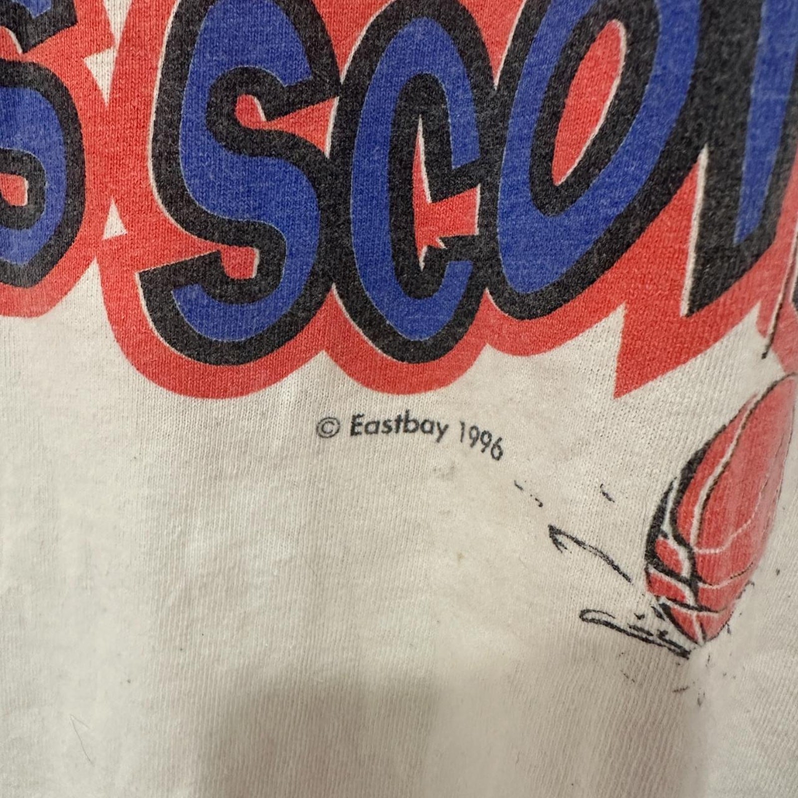 Vintage 1996 Eastbay Basketball T-Shirt -XL