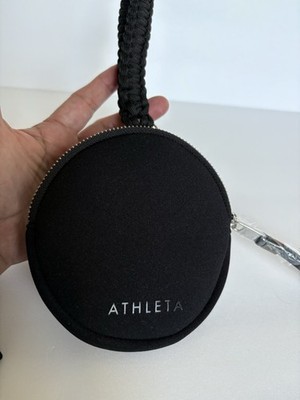 ATHLETA REVIVE CIRCLE WALLET/Wristlet - BLACK - NEW