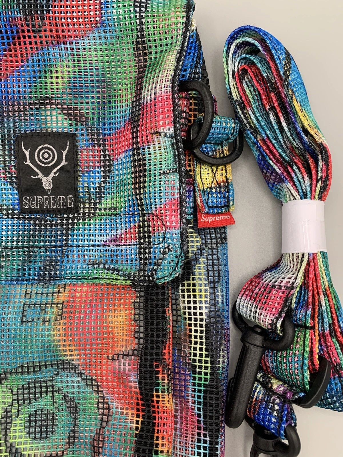 Sac de jeu en maille lourde Supreme SOUTH2 WEST8