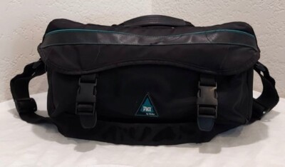 Track Pack by Hama Soft Camera Carrying Case 3 Compartment Removable Dividers