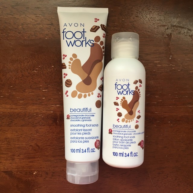 Avon Foot Works Pomegranate Chocolate Soothing Foot Soak / Smoothing
