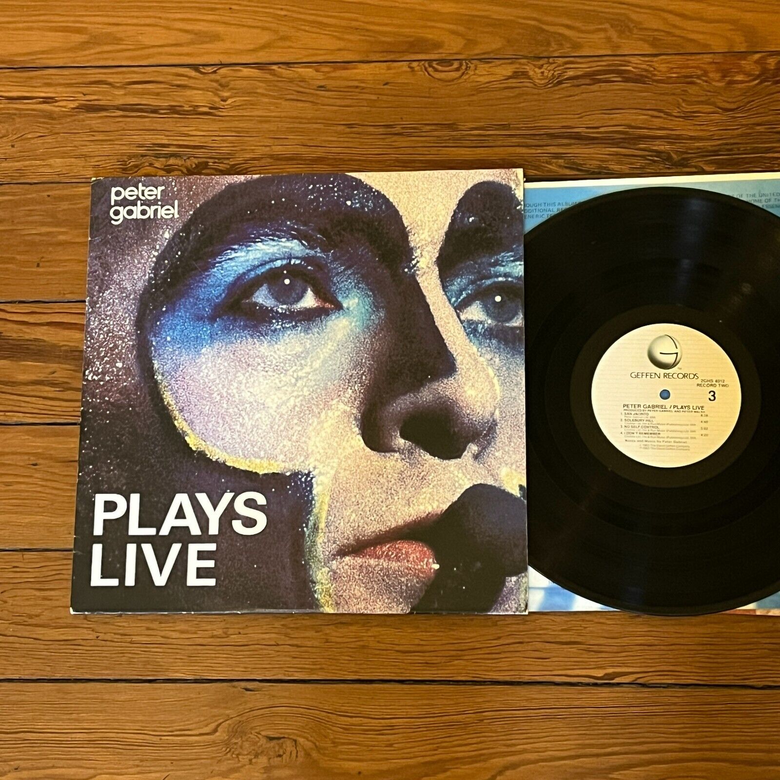 Picture 1 of 2