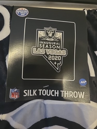 NEW NFL Las Vegas Raiders Silk Touch Throw Fleece Blanket 50"x 60". NICE!! - Picture 7 of 8