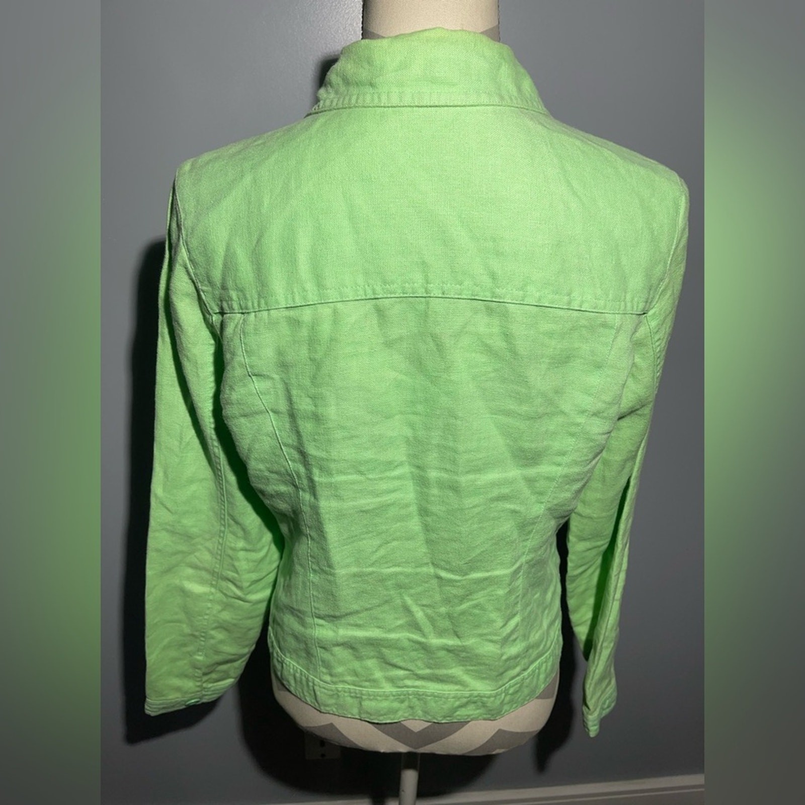 Relativity Green Button-Up Top - image 4