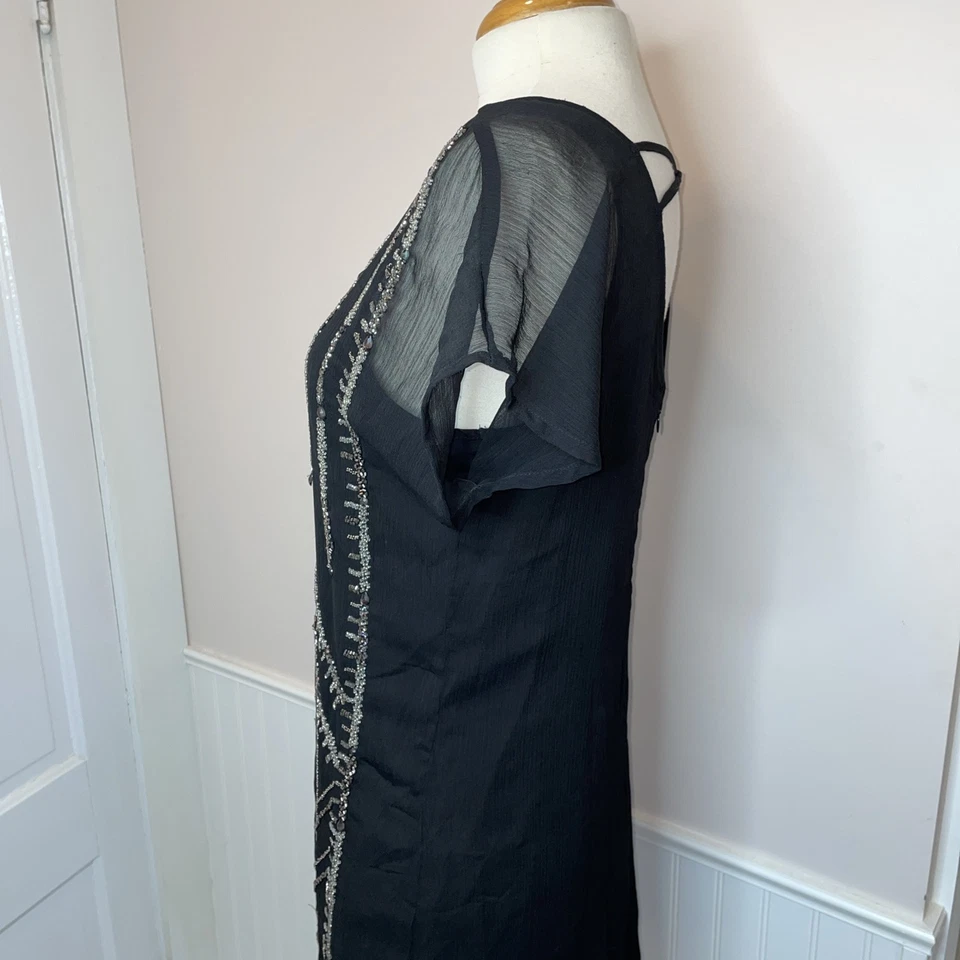 Mini Vestido VELVET By Graham & Spencer Sydney Lentejuelas Negro L Precio de venta sugerido por el fabricante $282 Foto 4 de 4