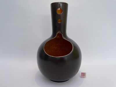 Staffordshire Creamware seltene durchbohrte Kürbis Vase Stamm afrikanischer Modernist Stil