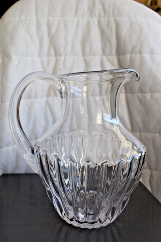 New Simon Pierce Handblown Glass 9" Tall Flutted Pitcher With Box - Picture 4 of 15
