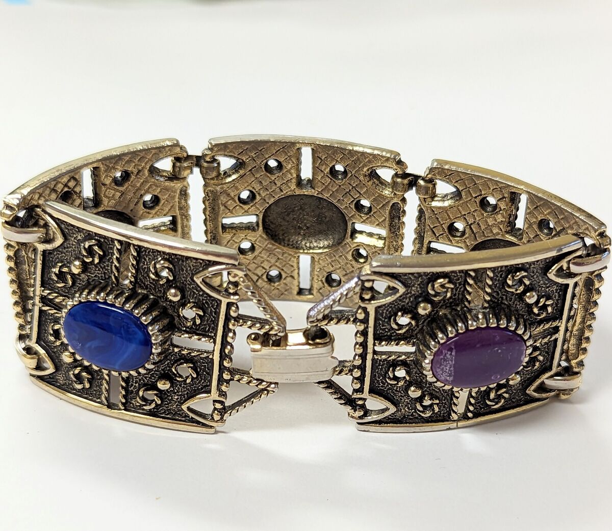 Vintage Sarah Cov. Wide Gold tone Link Bracelet 7 Vintage Sarah Cov. Wide Gold tone Link Bracelet 7
