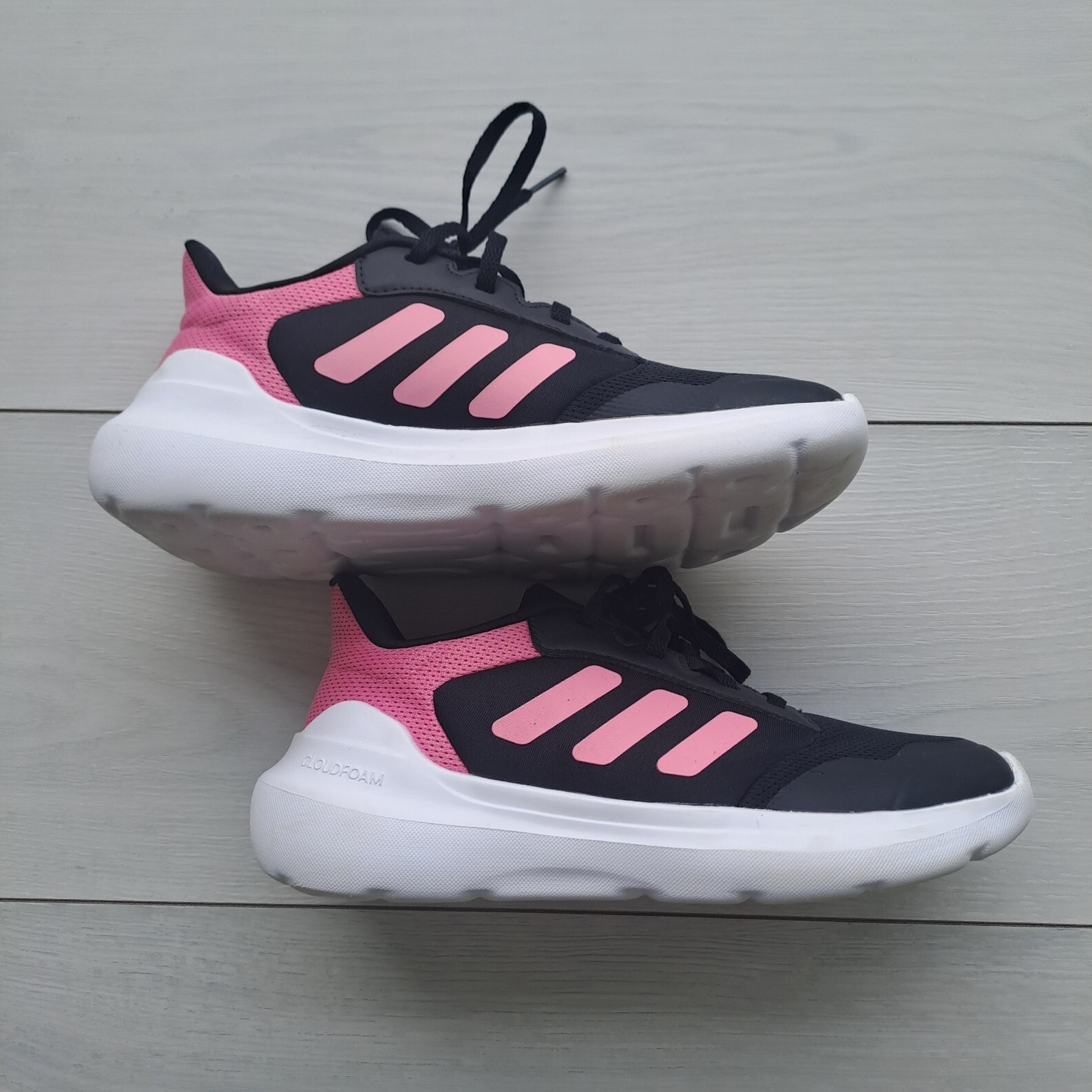 Adidas Tensaur Run 3.0 J Girl´s Black Pink Sneakers Size US 5 (EU 37 1/3) Adidas Tensaur Run 3.0 J Girl´s Black Pink Sneakers Size US 5 (EU 37 1/3)
