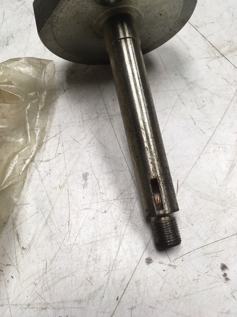 Right Side CRANKSHAFT Kawasaki KV75 MT1 Engine 75 Kv NOS Crank