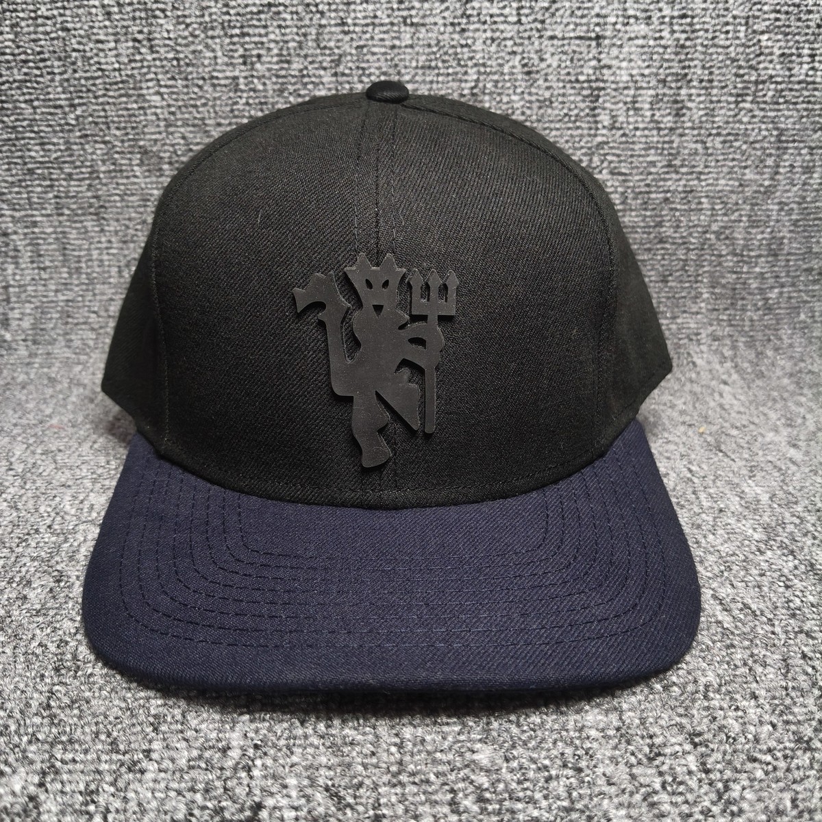 New Era 9FIFTY Manchester United Snapback Hat Cap Black Navy Blue Red Devil