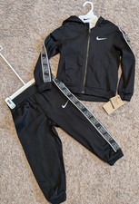 NWT NIKE Boys Size 4 Hoodie Zip Up Jacket Jogger Pants 2pc. Outfit