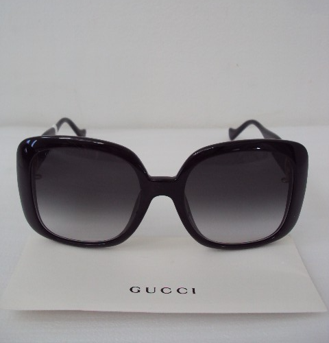 Gucci GG1029SA Oversized Black Gold Sunglasses Square Frame Gucci GG1029SA Oversized Black Chain Square Sunglasses  main image 2