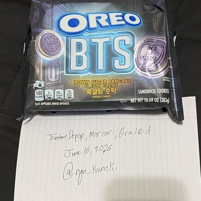 Oreo x BTS Brown Sugar Pancake Flavor Creme Sandwich Cookies 10.68 oz