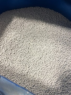 Rock Tumbling Porcelain Polishing Spheres, Non Abrasive Media - USED