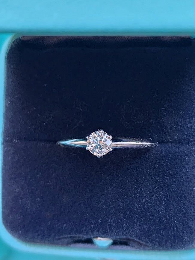 Tiffany & Co. プラチナ 一粒ダイヤモンドリング TIFFANY & CO PLATINUM 0.28CT VS1/G DIAMOND ENGAGEMENT RING SIZE 5