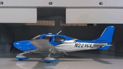 GeminiJets Cirrus SR22 N221CL 1:72 Blue Silver Diecast Model With Case