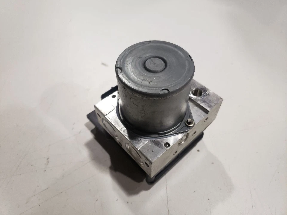 Sistema de frenos antibloqueo ABS - BMW 328XI E92 2007 cupé AWD - 07-13 OEM 6777422 Foto 4 de 4