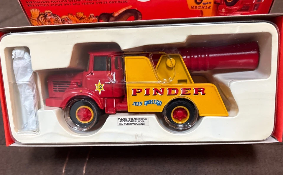 CORGI BERLIET GLR8 FEMME CANON #70201, Pinder Jean Richard Diecast +figurine NIB - Image 2 of 4