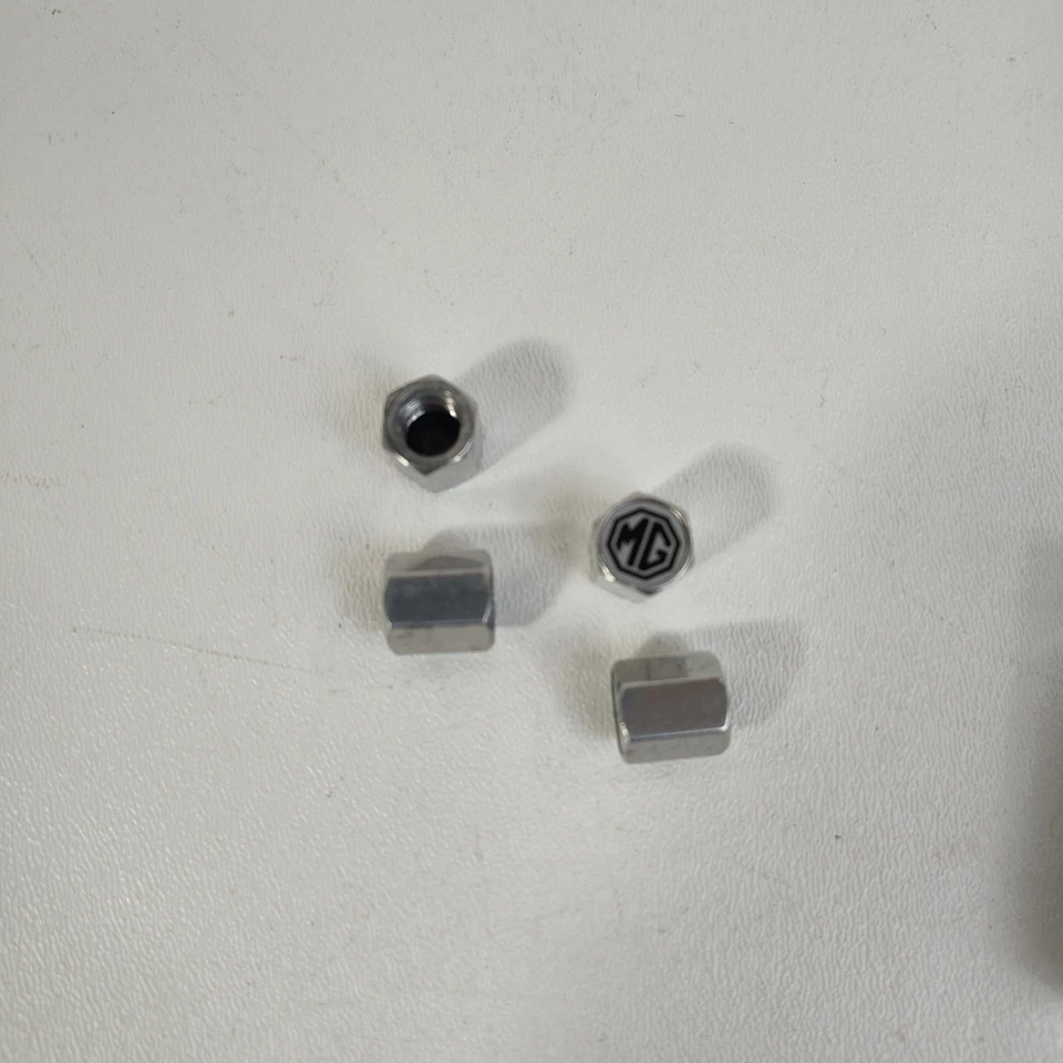 MG标志阀盖定制 — 第 3/4 张图片