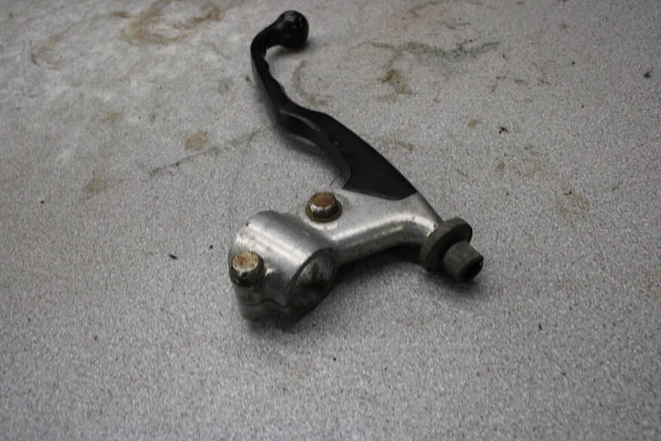 Yamaha R5C 350 1972 embrague percha montaje con palanca U6-4454.kn Foto 2 de 4