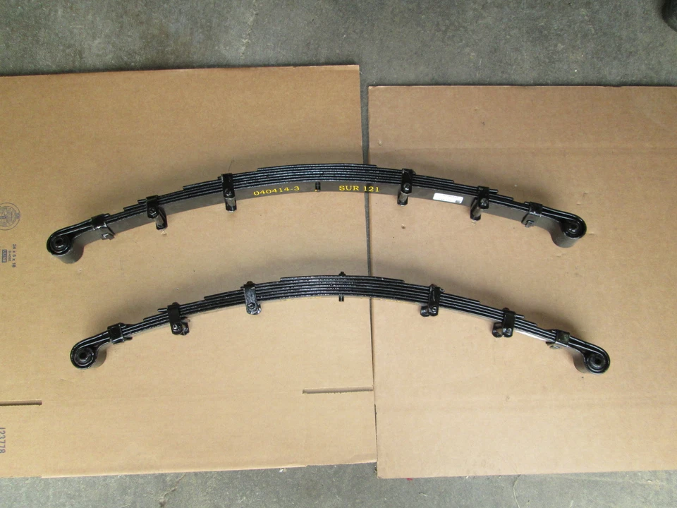 Pair New Rear Leaf Springs Austin Healey 3000 100-6 BN4 BN6 BN7 BT7 1956-1963 - Image 1 of 2