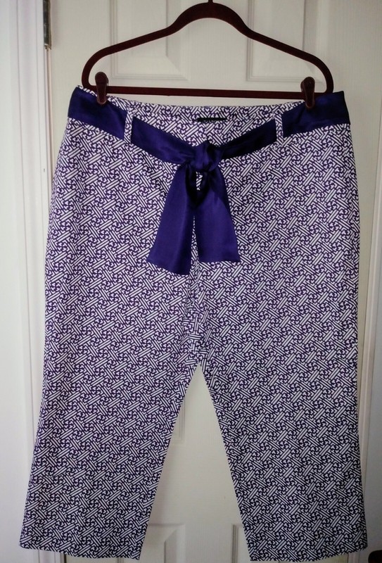 TALBOTS CROP PANTS EGGPLANT PRINT SIZE 18 NWT