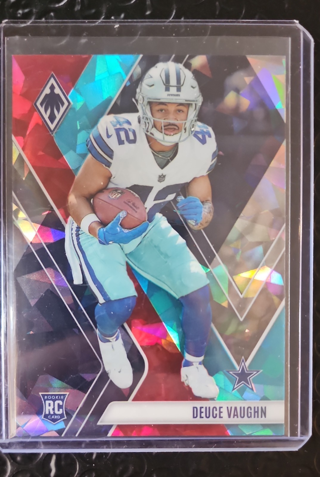 2023 Panini Phoenix - Rookies Deuce Vaughn #134 Fire & Ice /50 (RC)